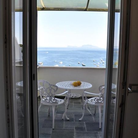 Calise Guest House Procida Ngoại thất bức ảnh