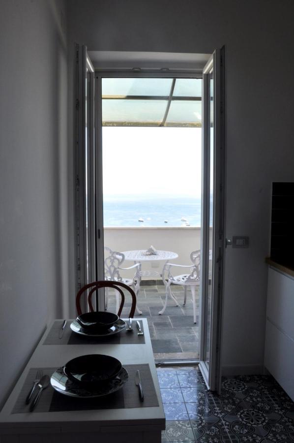 Calise Guest House Procida Ngoại thất bức ảnh