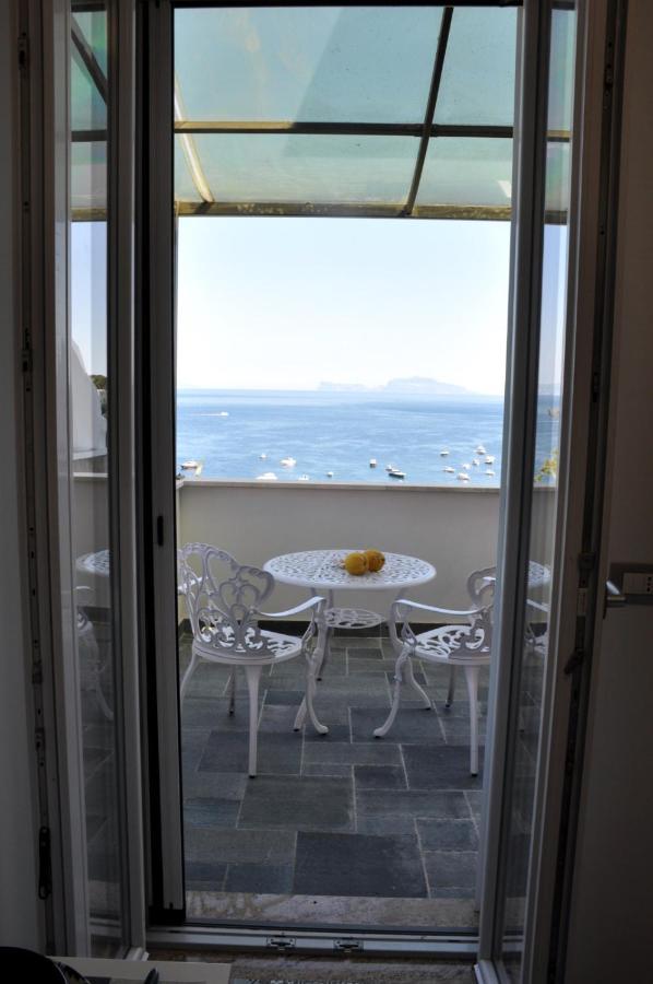 Calise Guest House Procida Ngoại thất bức ảnh